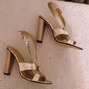 Pierre Dumas Gold Sandal Heels Sz 7